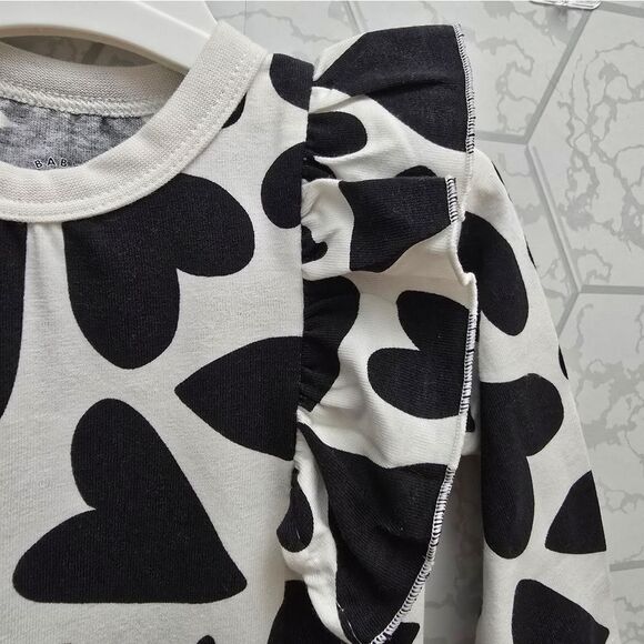 NWT Baby Girl's Heart Ruffle Romper Valentine's Day Halloween Christmas - Picture 4 of 9